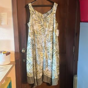 1X (18/20W) CATHERINE’S TROPICAL DRESS NWT